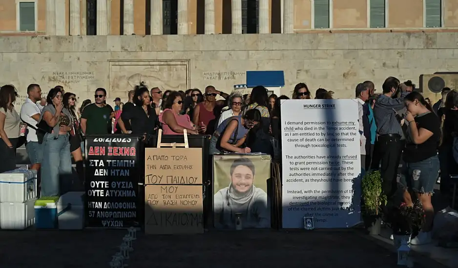 Τέμπη: Συγκέντρωση αλληλεγγύης στο Σύνταγμα για τον απεργό πείνας Πάνο Ρούτσι